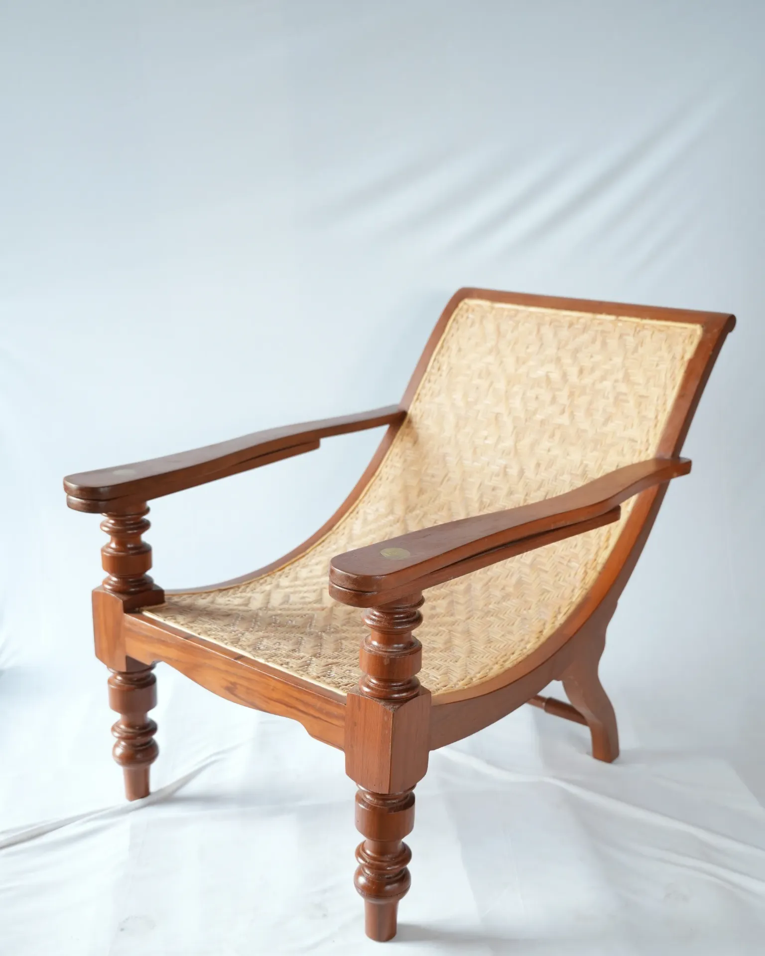 Heritage Planter's Lounge Chair