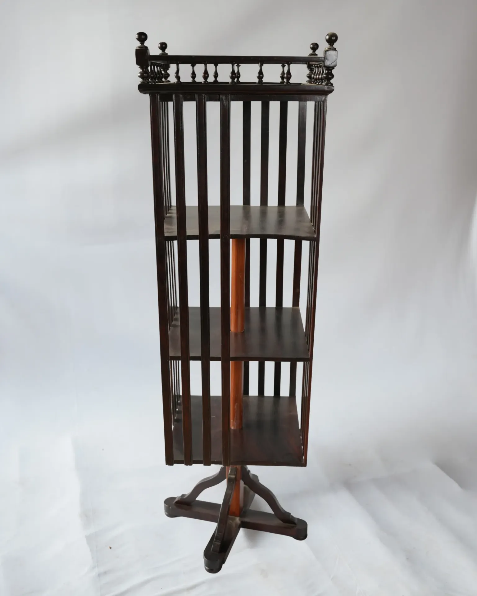 Heritage Revolving Bookcase