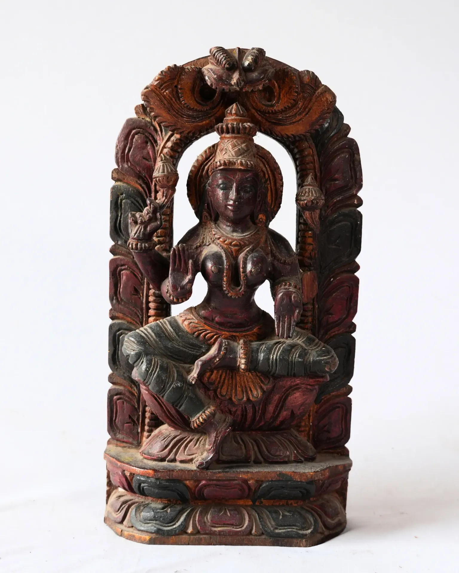 Seated Goddess Parvati with Prabhavali